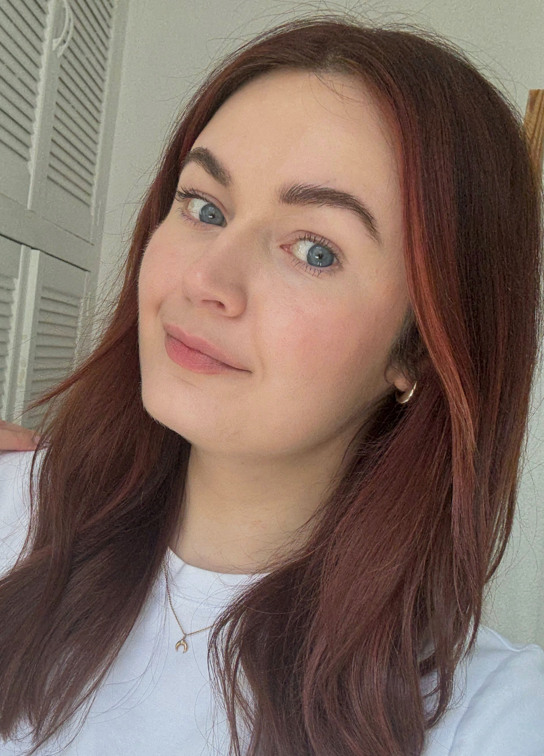 Lucy wearing the Rare Beauty Stay Vulnerable Melting Blush