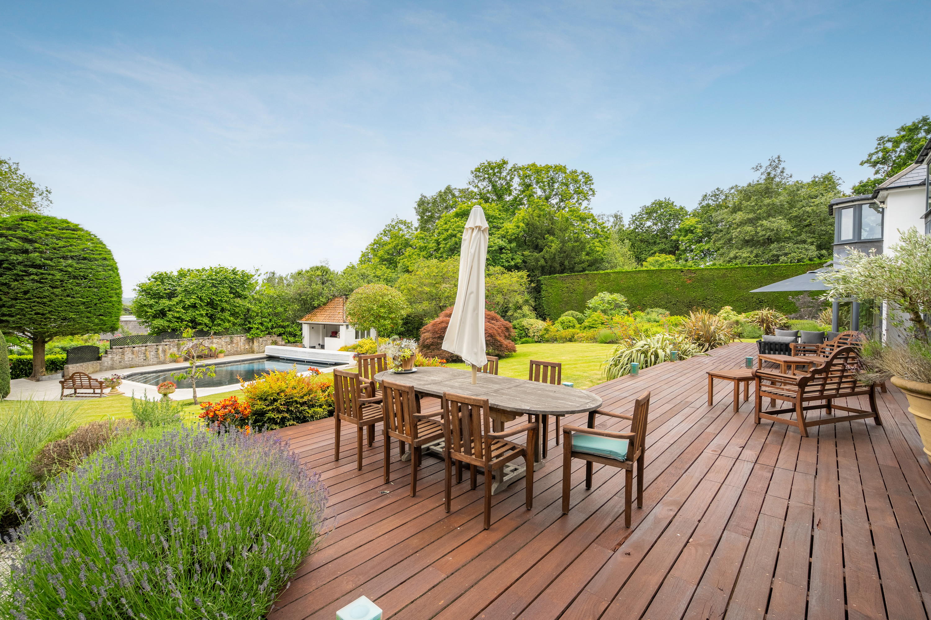 Peter Egan's house in Surrey