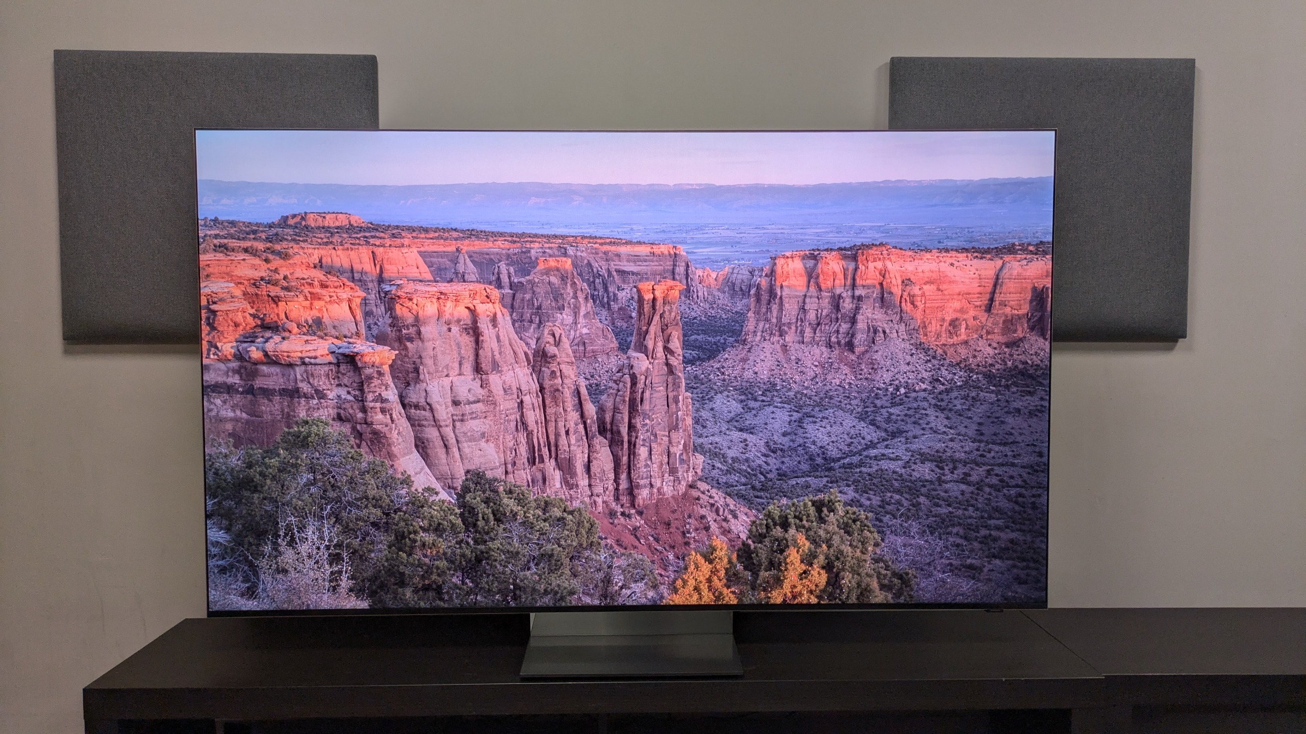 Samsung R95H with shot of a canyon at sunrise on screen