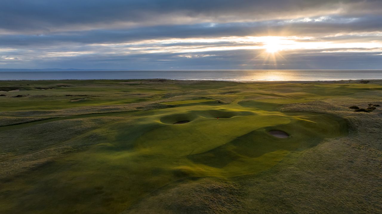 Royal Porthcawl 4th hole