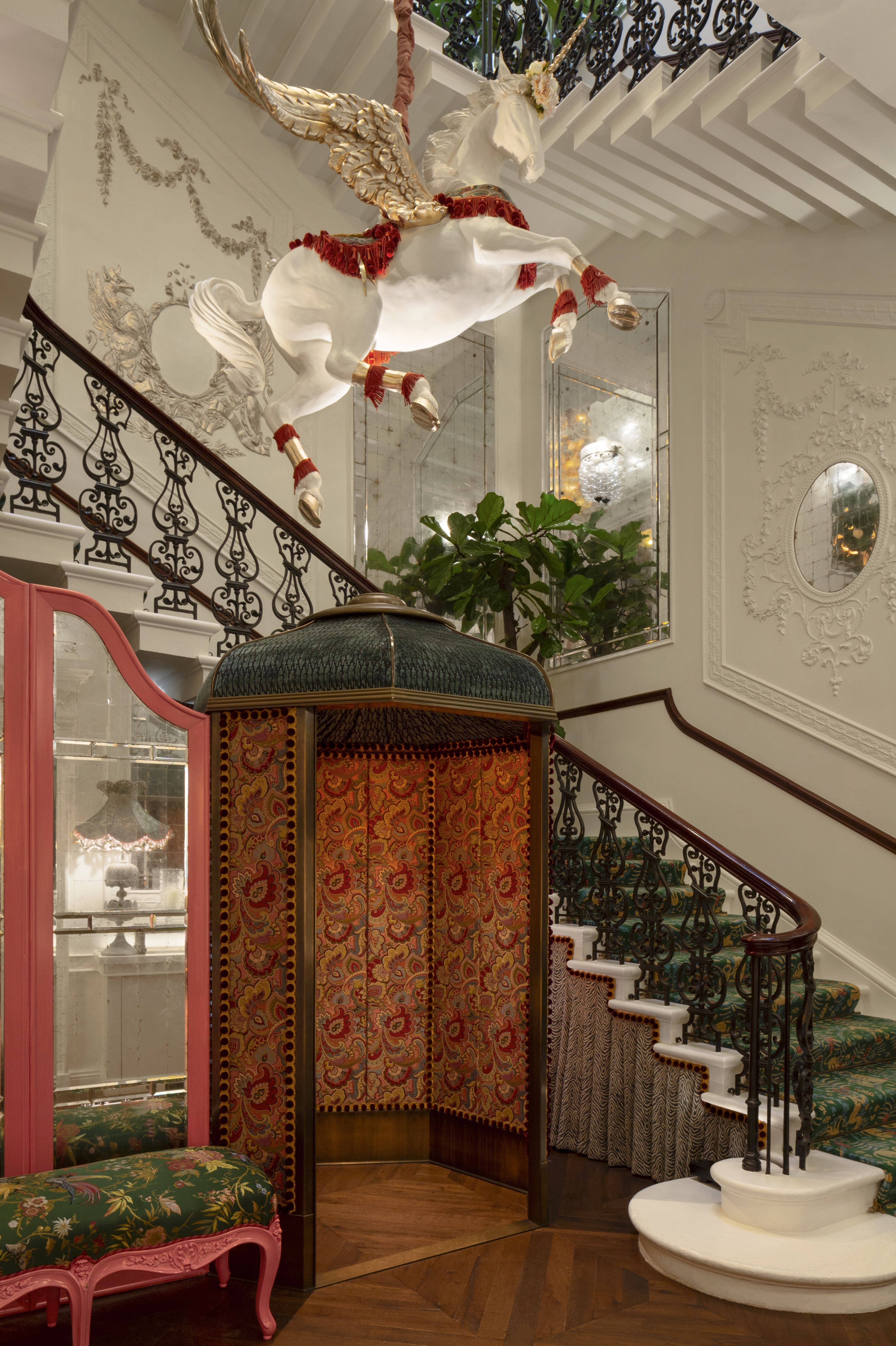 The interior of Annabel&#039;s, complete with a flying unicorn