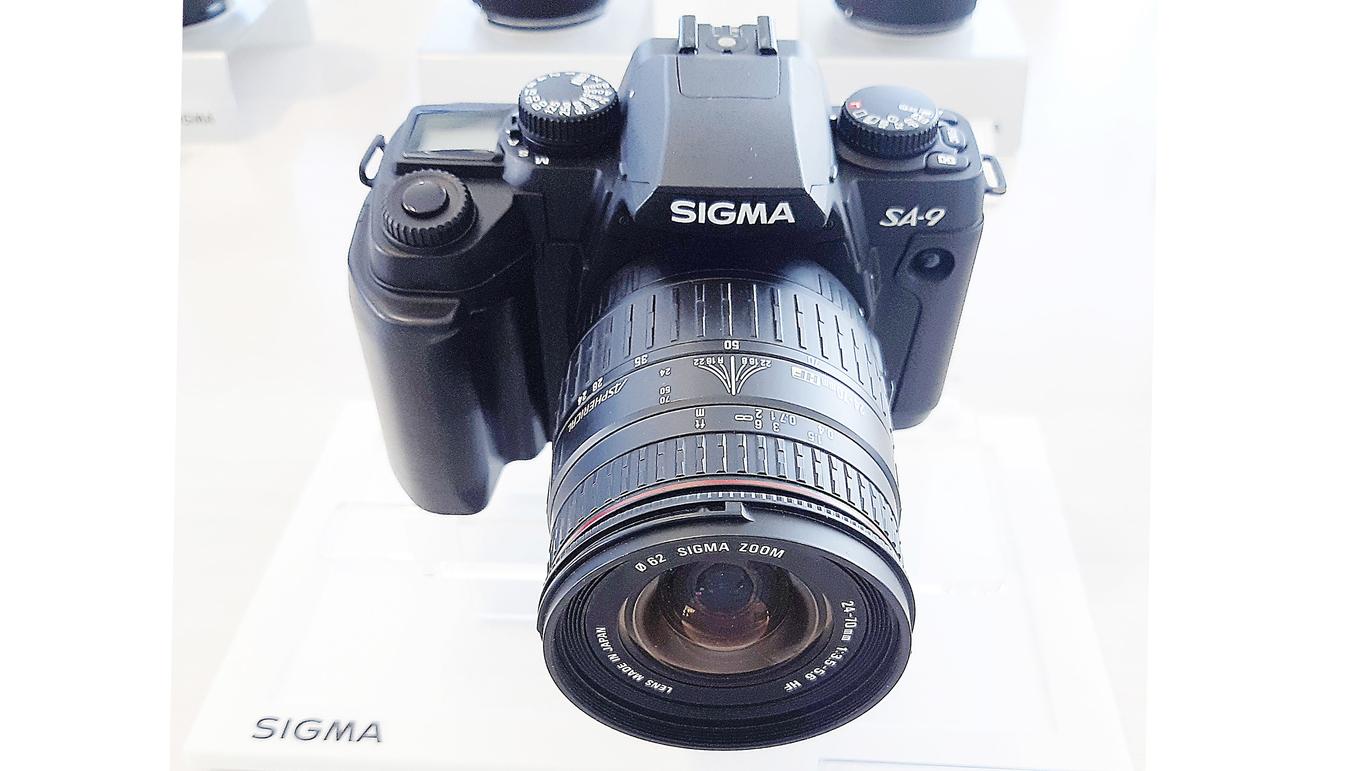 Sigma camera