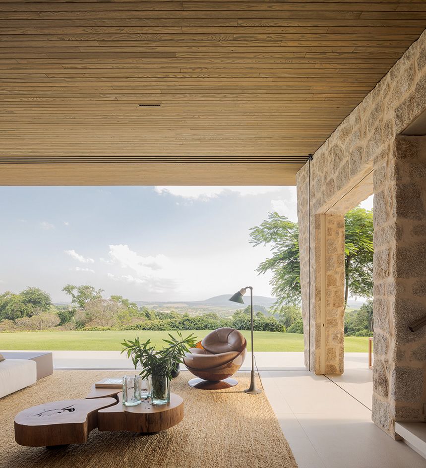 Casa Boa Vista inside looking out