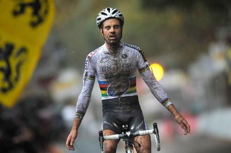 Niels Albert (BKCP Powerplus) took his eighth victory of the season in Hoogstraten.