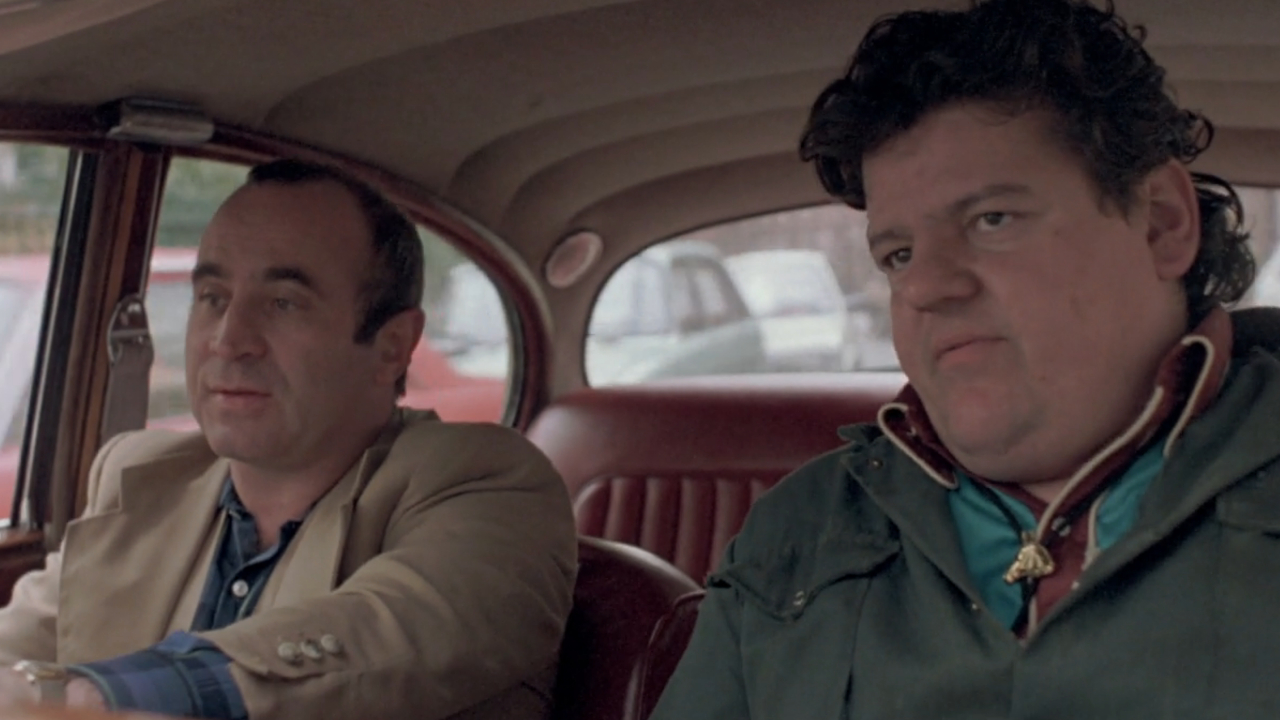 Bob Hoskins and Robbie Coltrane in the movie Mona Lisa