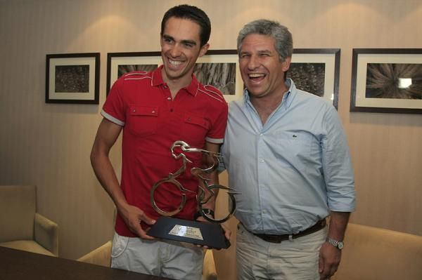 Alberto Contador meets the governor