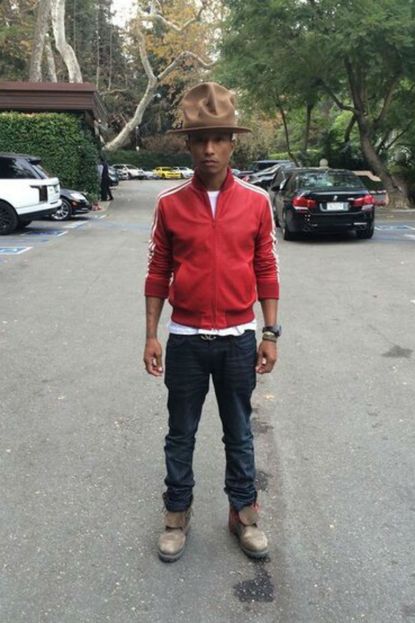 Pharrell Williams is auctioning his Grammys hat on Ebay.