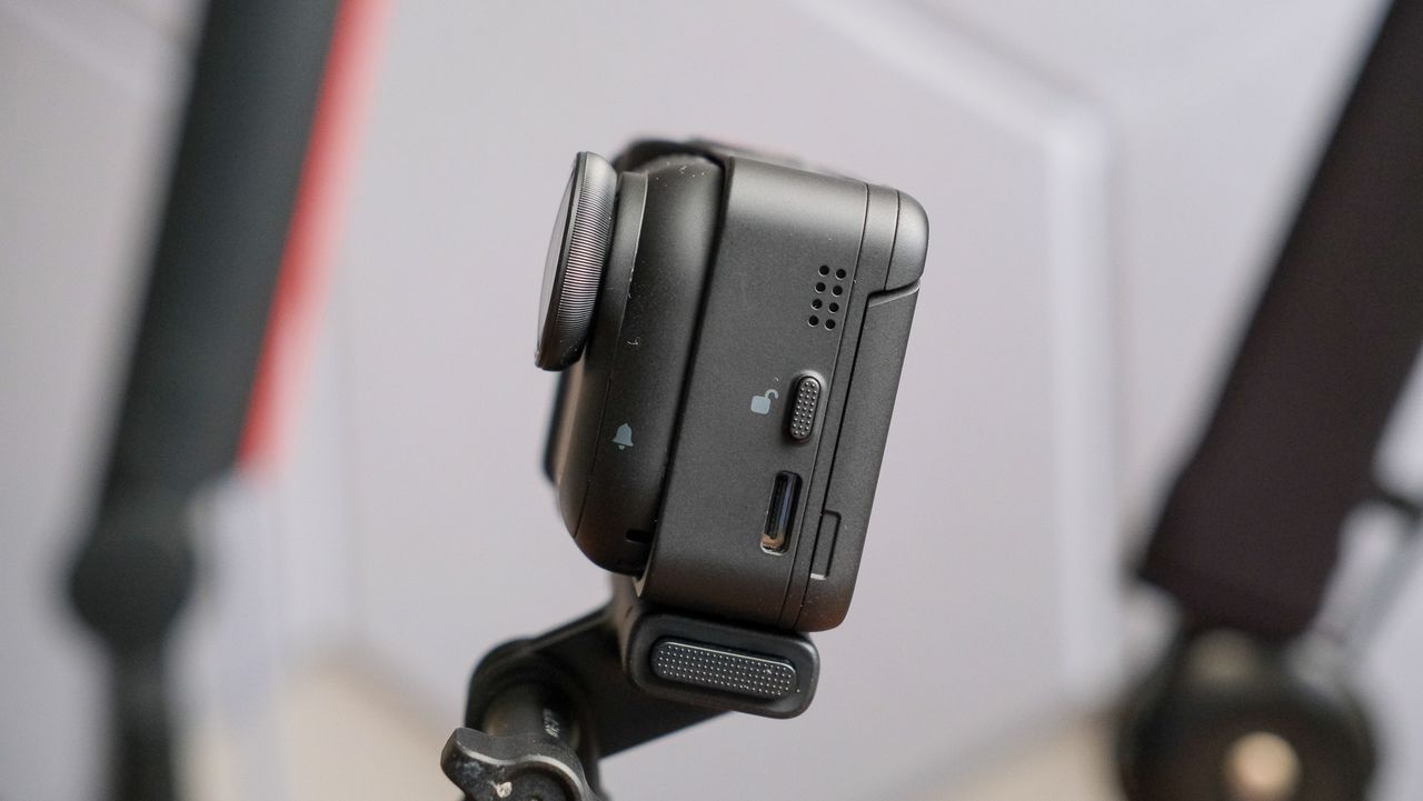 Insta360 GO Ultra detail shot