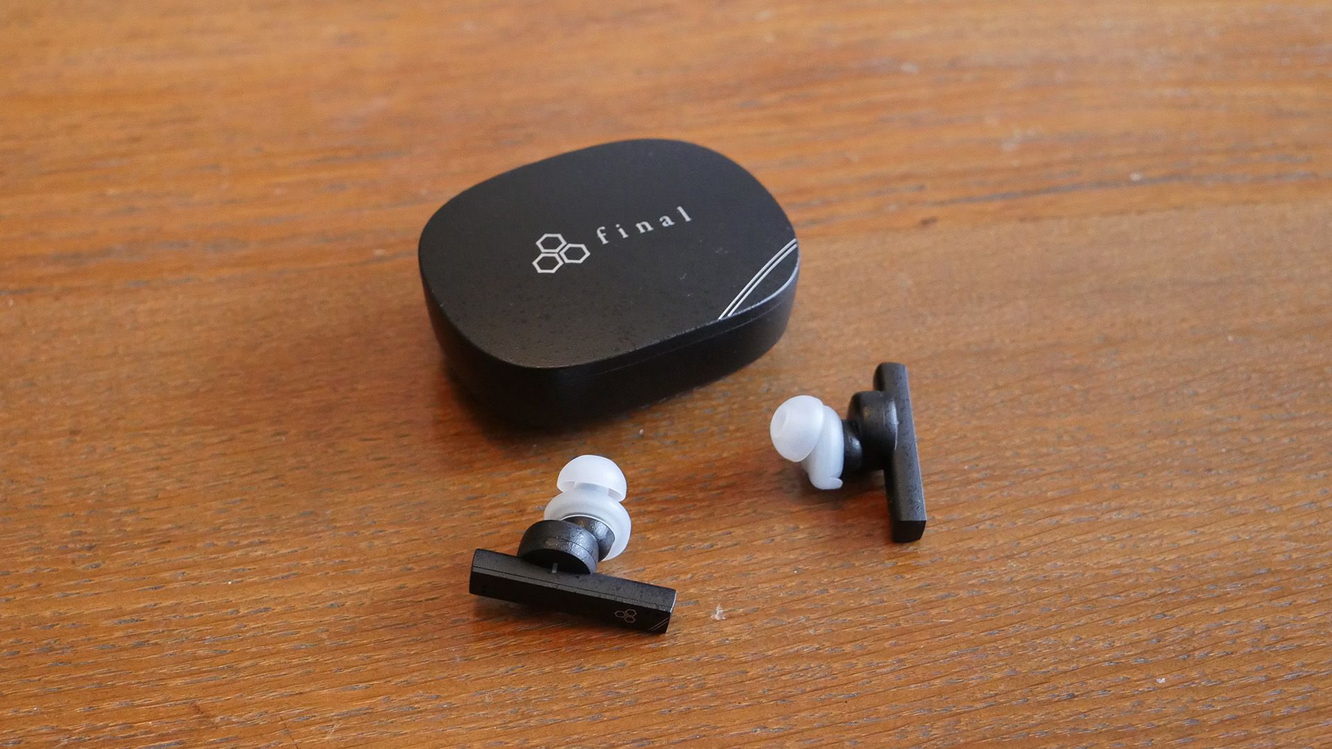 final ZE8000 MK2 ワイヤレスイヤフォン Amazon.com: Final ZE8000 MK2 Flagship TWS Empowered by 8K Sound