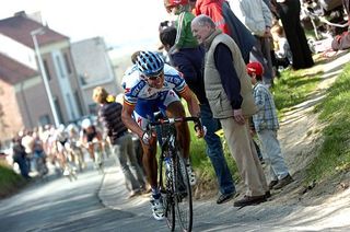 Devolder jumps on his way to a Tour of Flanders win