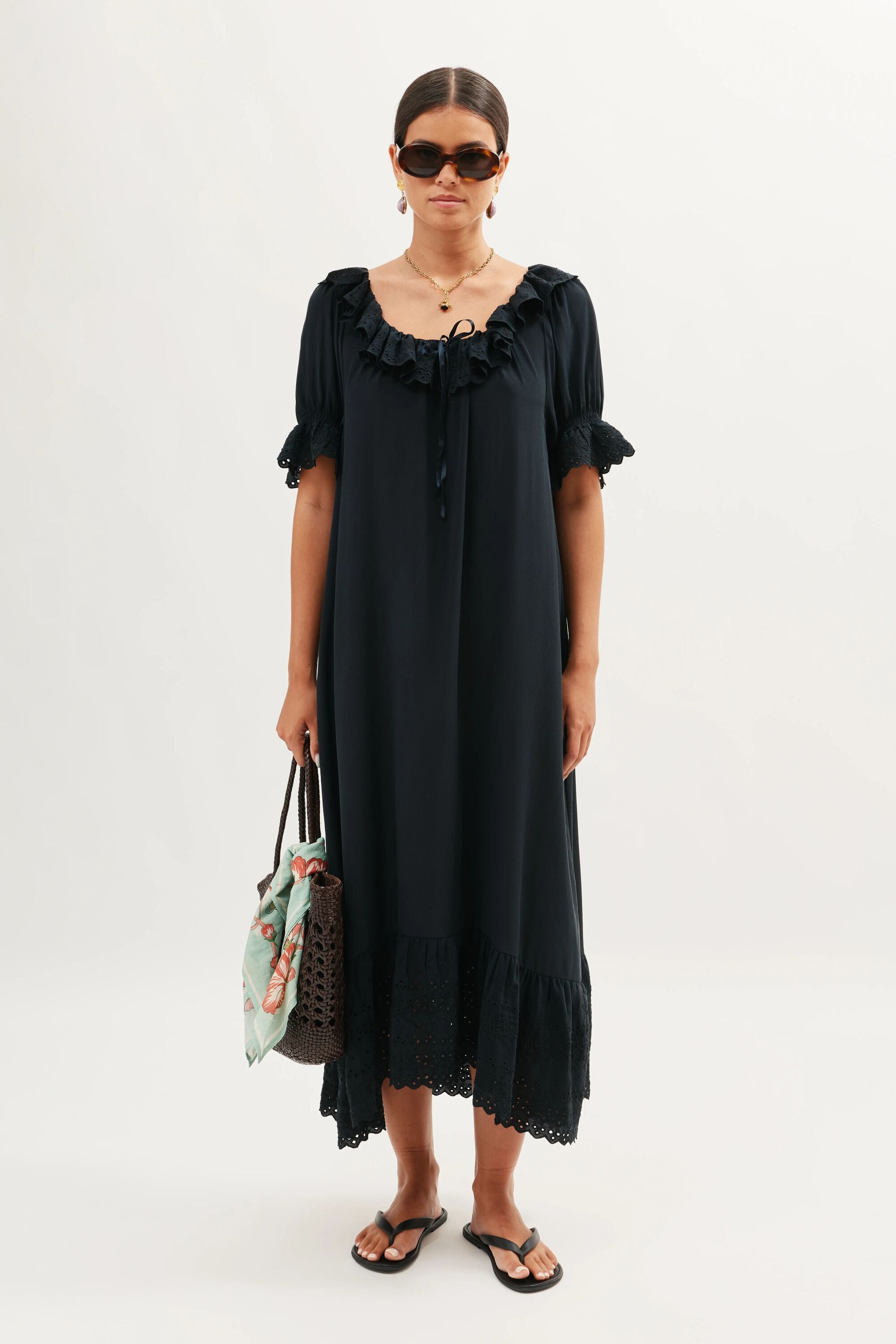 Aprilia - Gracie Embroidery Black
