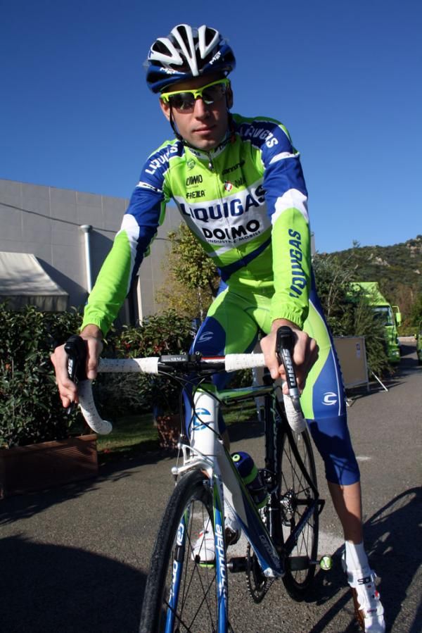 Vincenzo Nibali sneaked in a short ride before his test on the rig