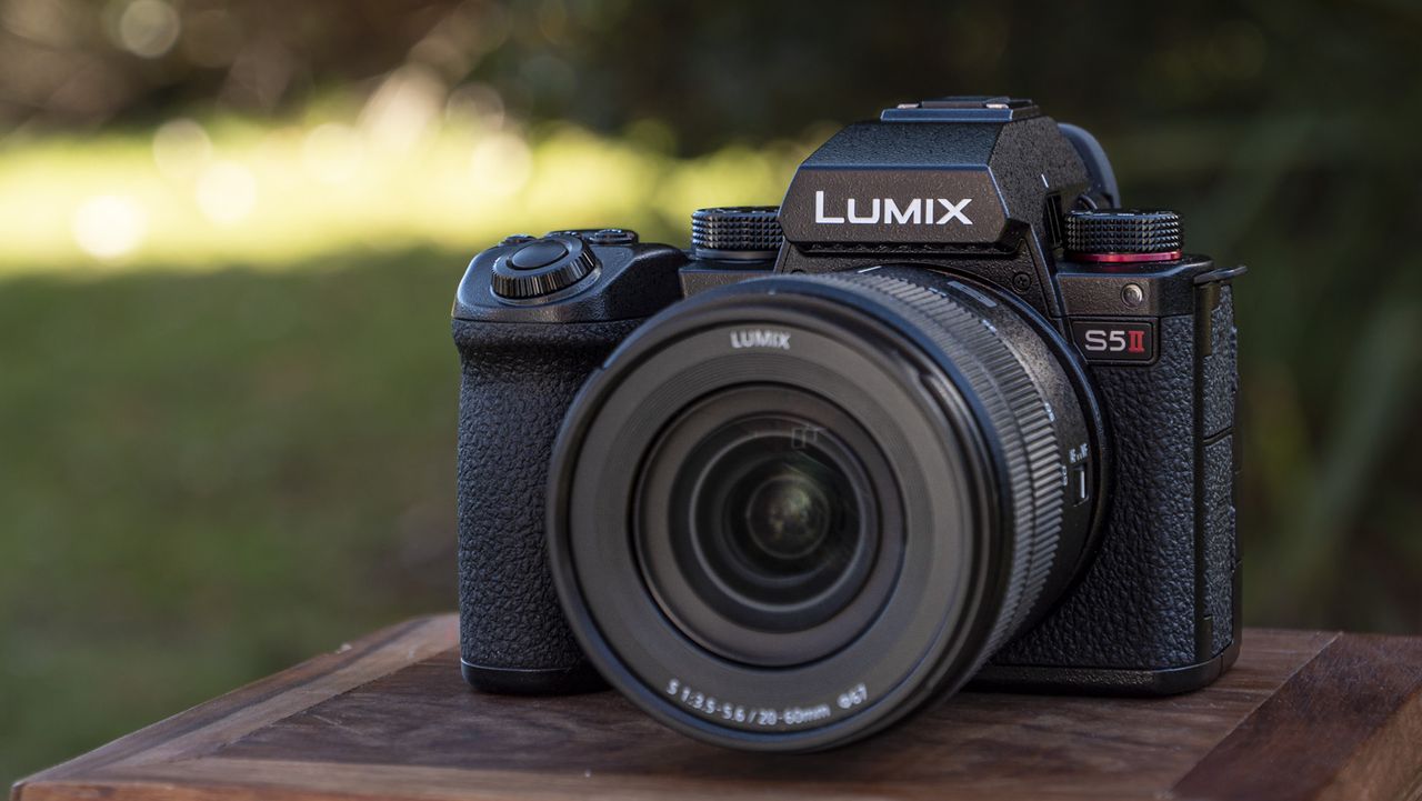 Panasonic Lumix S5 II