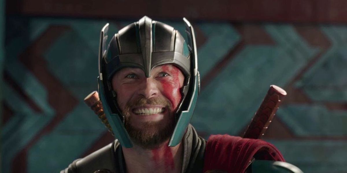 Thor grins in &#039;Thor: Ragnarok&#039;