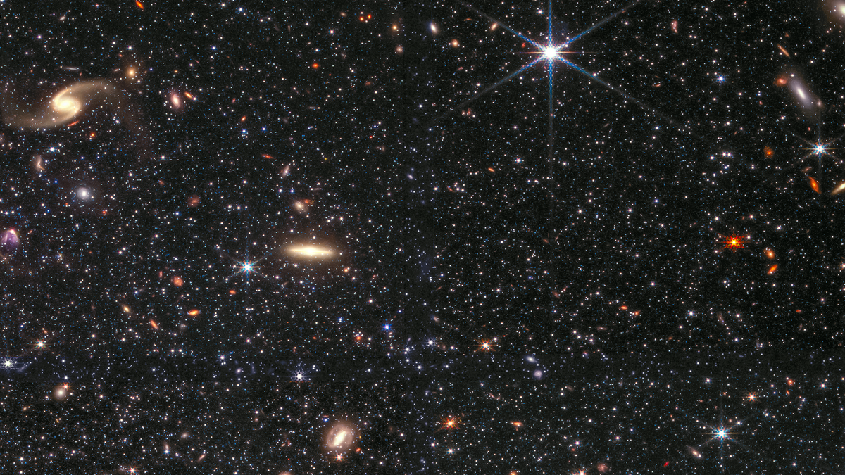 Das James-Webb-Weltraumteleskop blickt auf eine einsame Zwerggalaxie