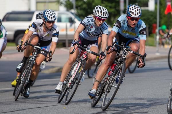 Theresa Cliff-Ryan (Exergy) came back onto the circuits looking for a good sprint.
