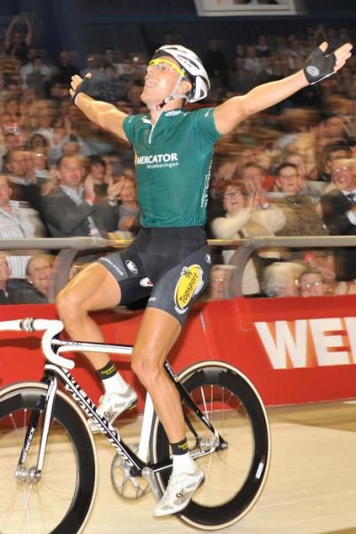 Kenny De Ketele celebrates winning the 6 Days of Gent