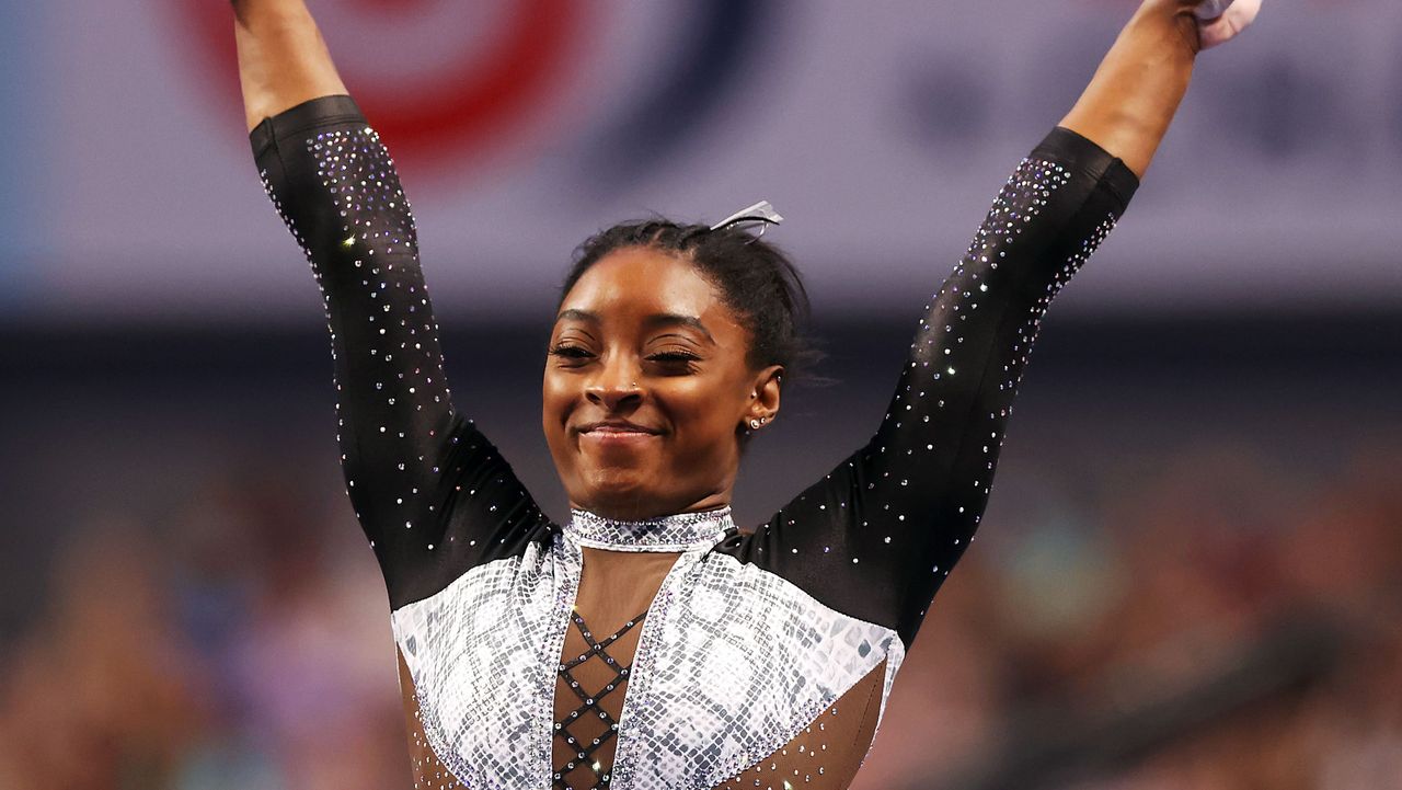 fort worth, texas june 06 simone biles reacts after compteting on the vault during the senior womens competition of the us gymnastics championships at dickies arena on june 06, 2021 in fort worth, texas photo by jamie squiregetty images