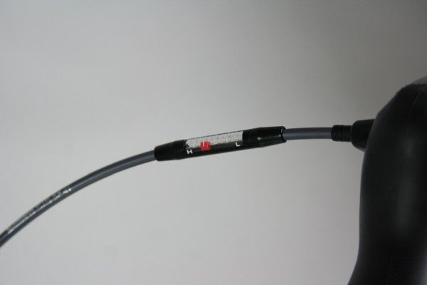 The external gear cables allow for an indicator that shows the current chain position, but we found it rattled quite annoyingly