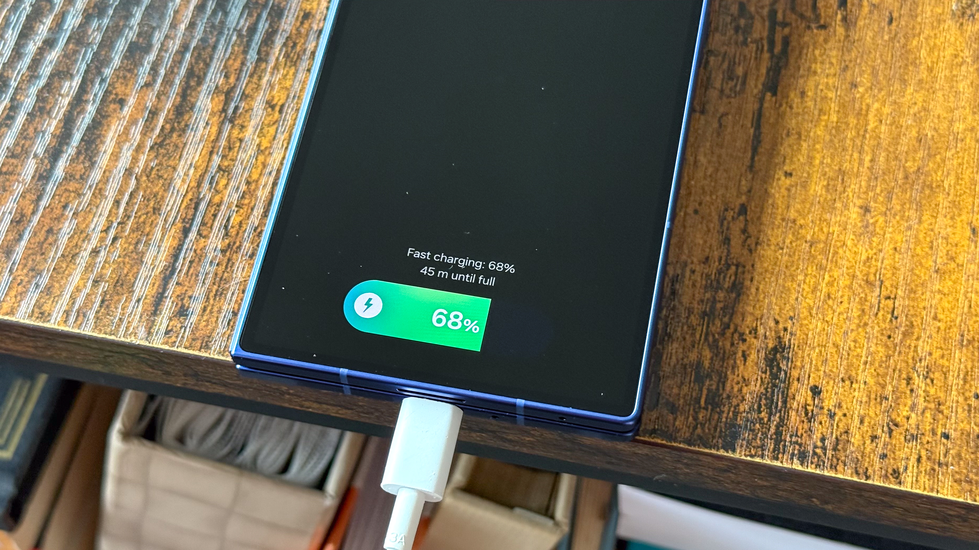 Samsung Galaxy Z Fold 7 charging