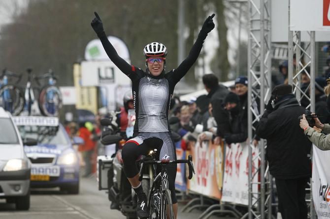Ellen van Dijk wins the women's Le Samyn