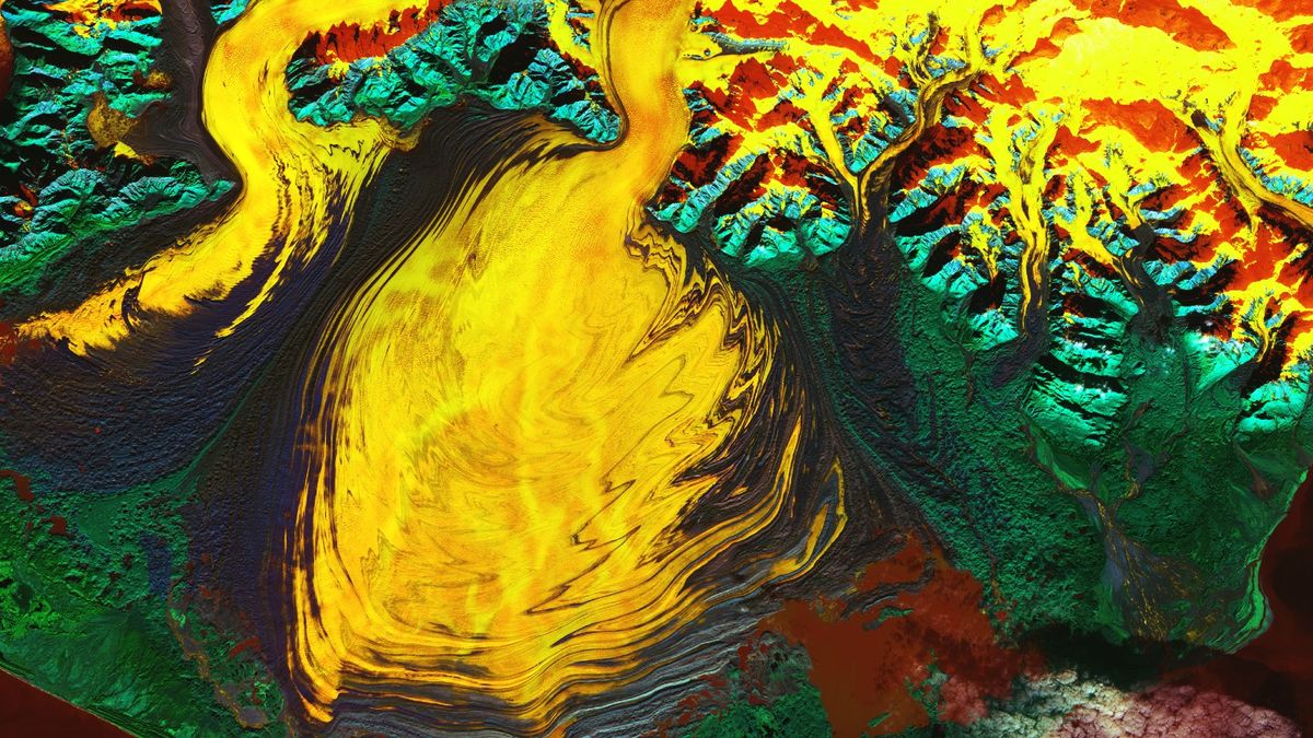 Trippy satellite map of North America’s largest glacier shows ‘hidden lake’ and other secrets