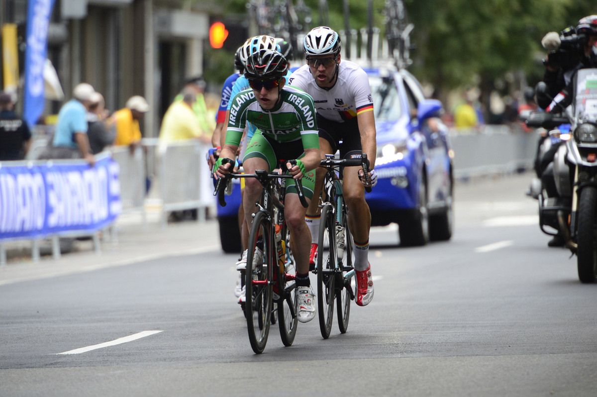 Eddie Dunbar (Ireland) leading a three man break