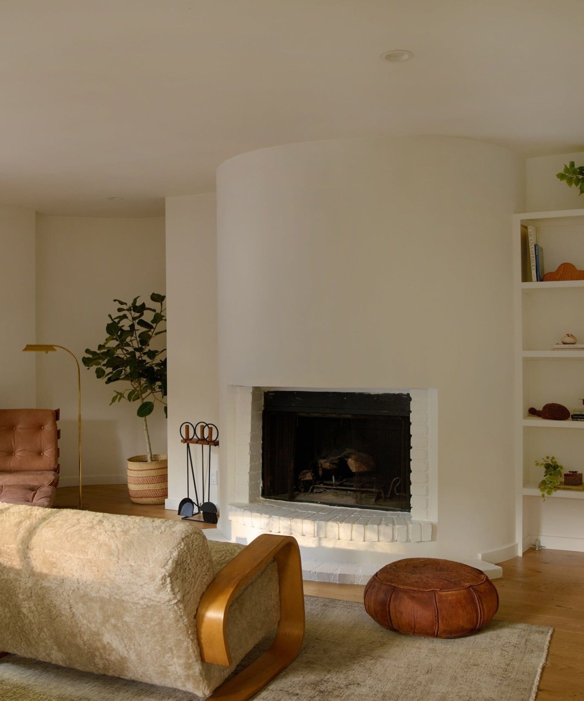 Troye Sivan&#039;s fireplace