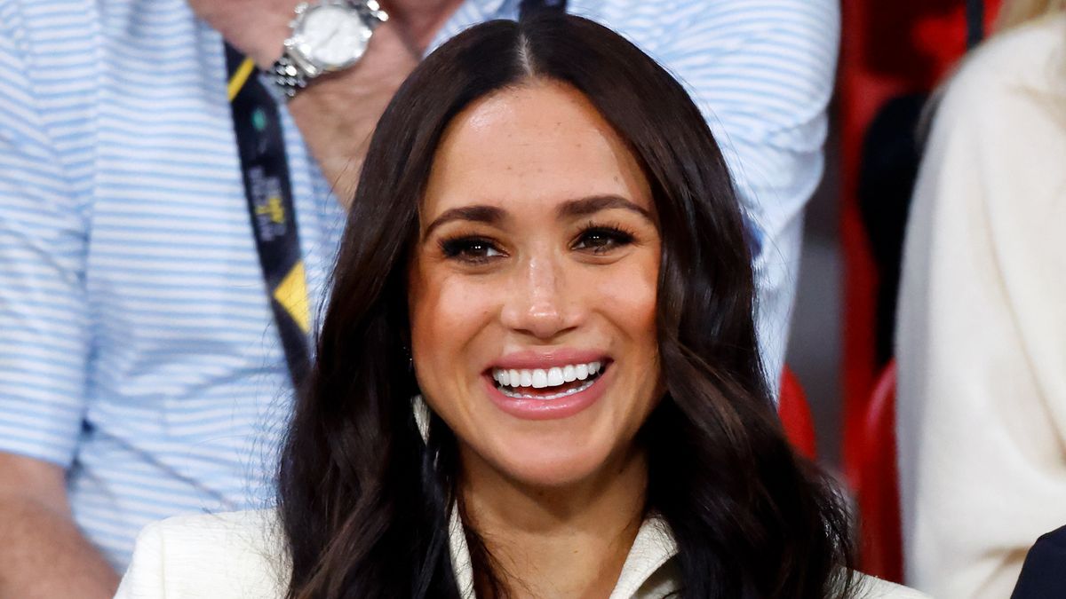 Meghan Markle admet qu'elle a utilisé une teinture en boîte pendant la pandémie de COVID-19