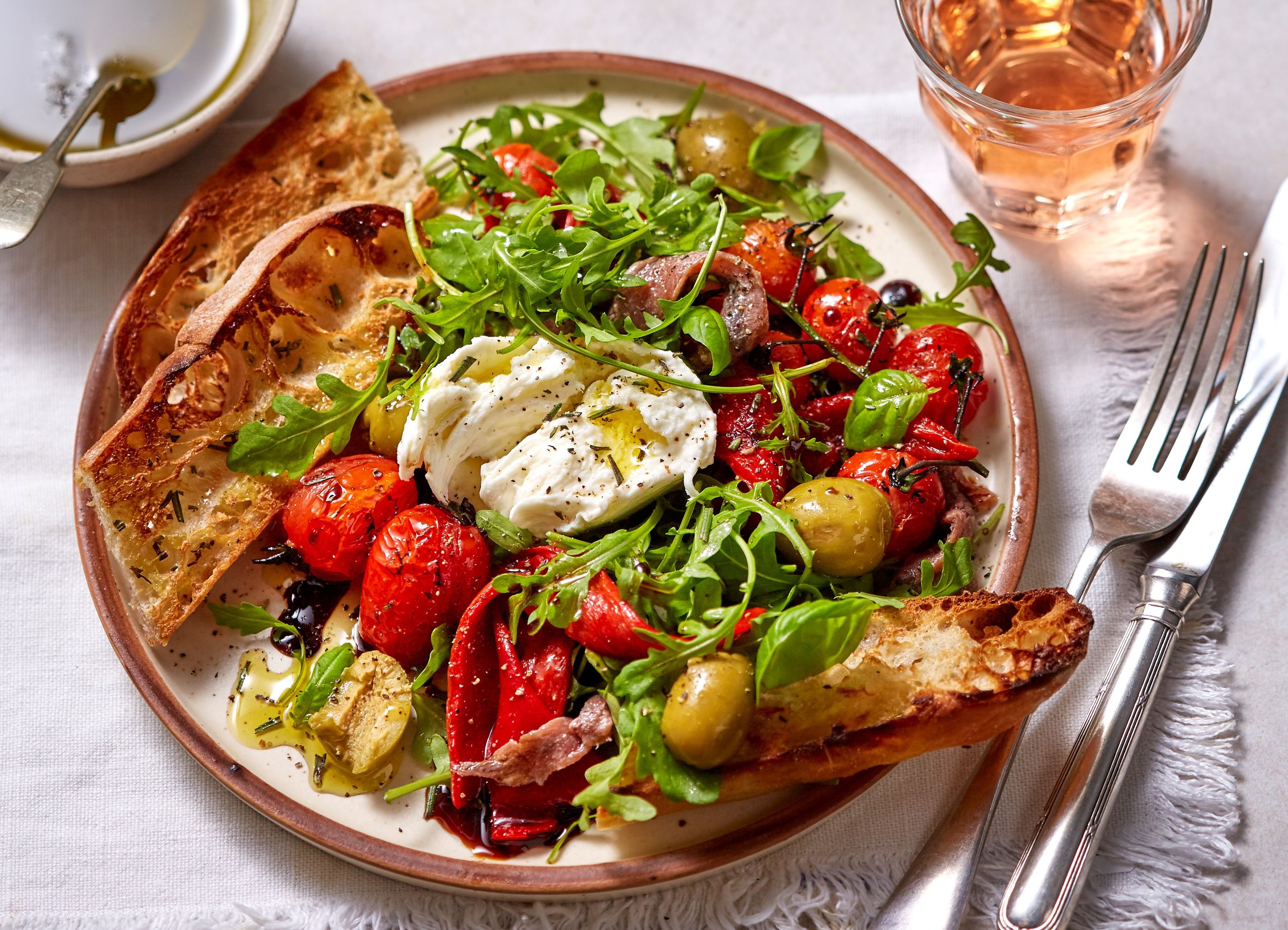 Mozzarella and tomato &lsquo;bruschetta&rsquo; salad recipe