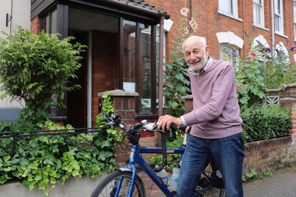 90-Year-Old Cyclist Becomes Oldest Man to Cycle from Lands End to John ...