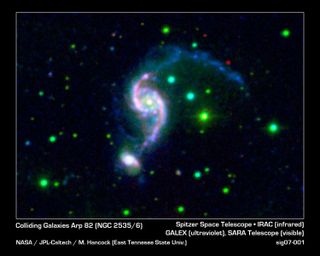 Older Galaxy Pair Has Surprisingly Youthful Glow