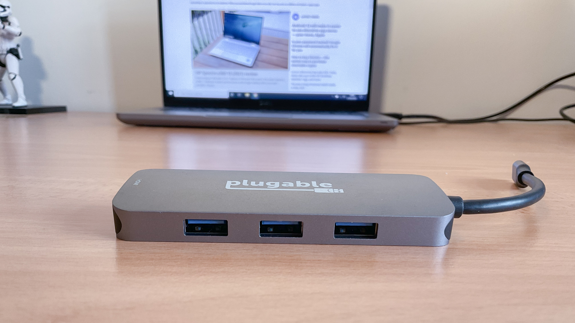 Plugable USB-C 7-in-1 Hub Review: Small And Powerful | Laptop Mag