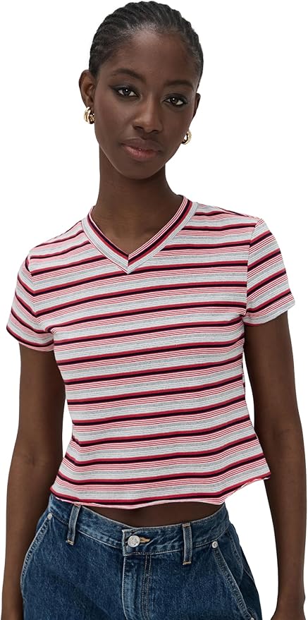 Lioness, North Light Tee