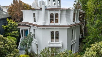 white octagon house