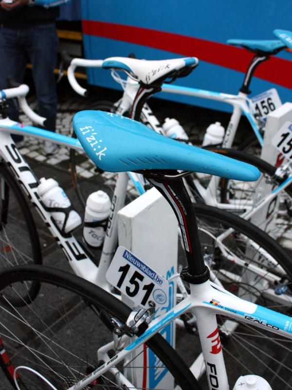 fi'zi:k provided Milram with custom colored saddles.