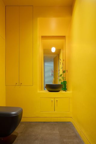 Yellow-walled WC space