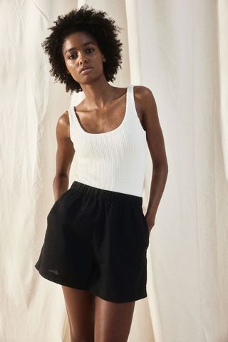 Pull-On Linen Shorts