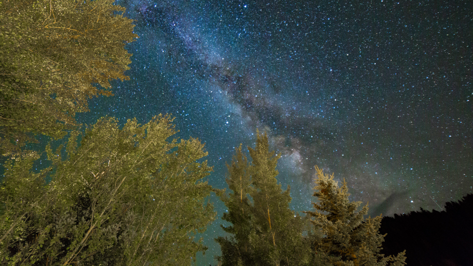 Tips and Tricks for Night Photography of the Starry Sky