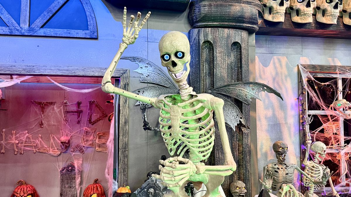 Ultra Skelly The Home Depot Skeleton for Halloween 2025