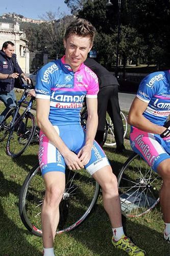 Damiano Cunego enjoying the sun