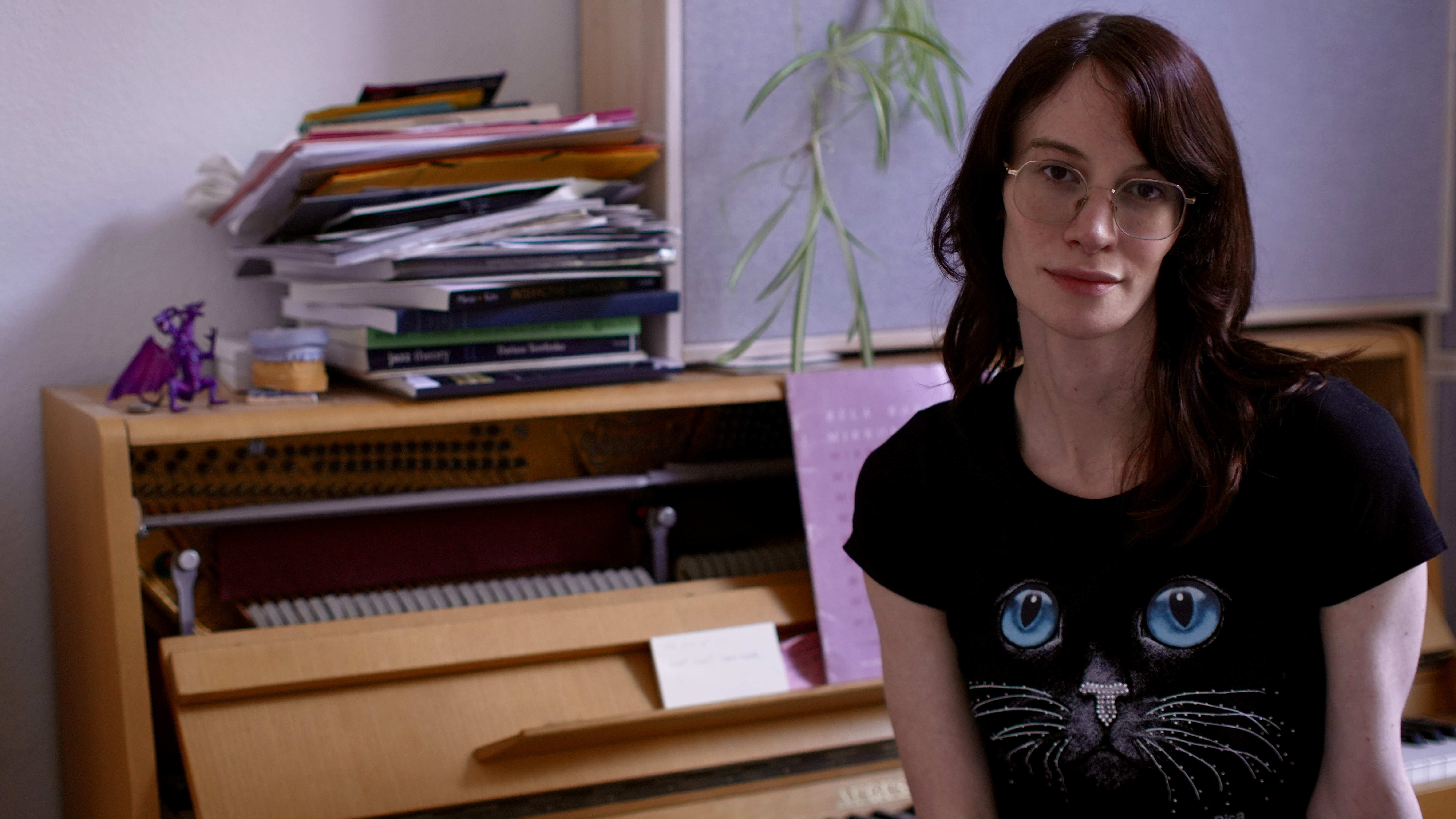 lyra pramuk