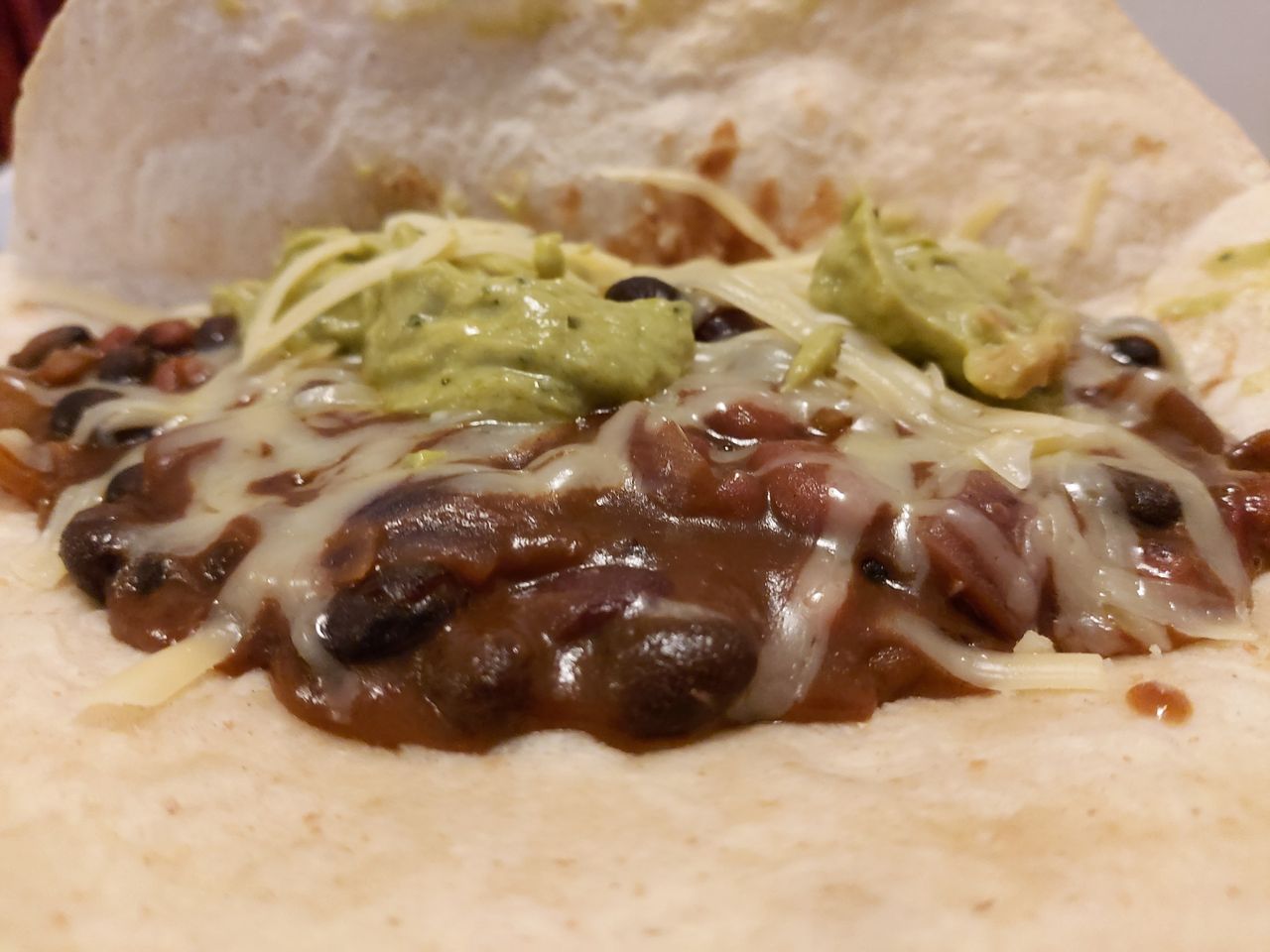 Scene optimization adds a blanket of extra brightness, which makes the food look good, but it's not that subtle.