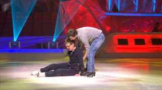 Dancing On Ice: Aggie takes a tumble
