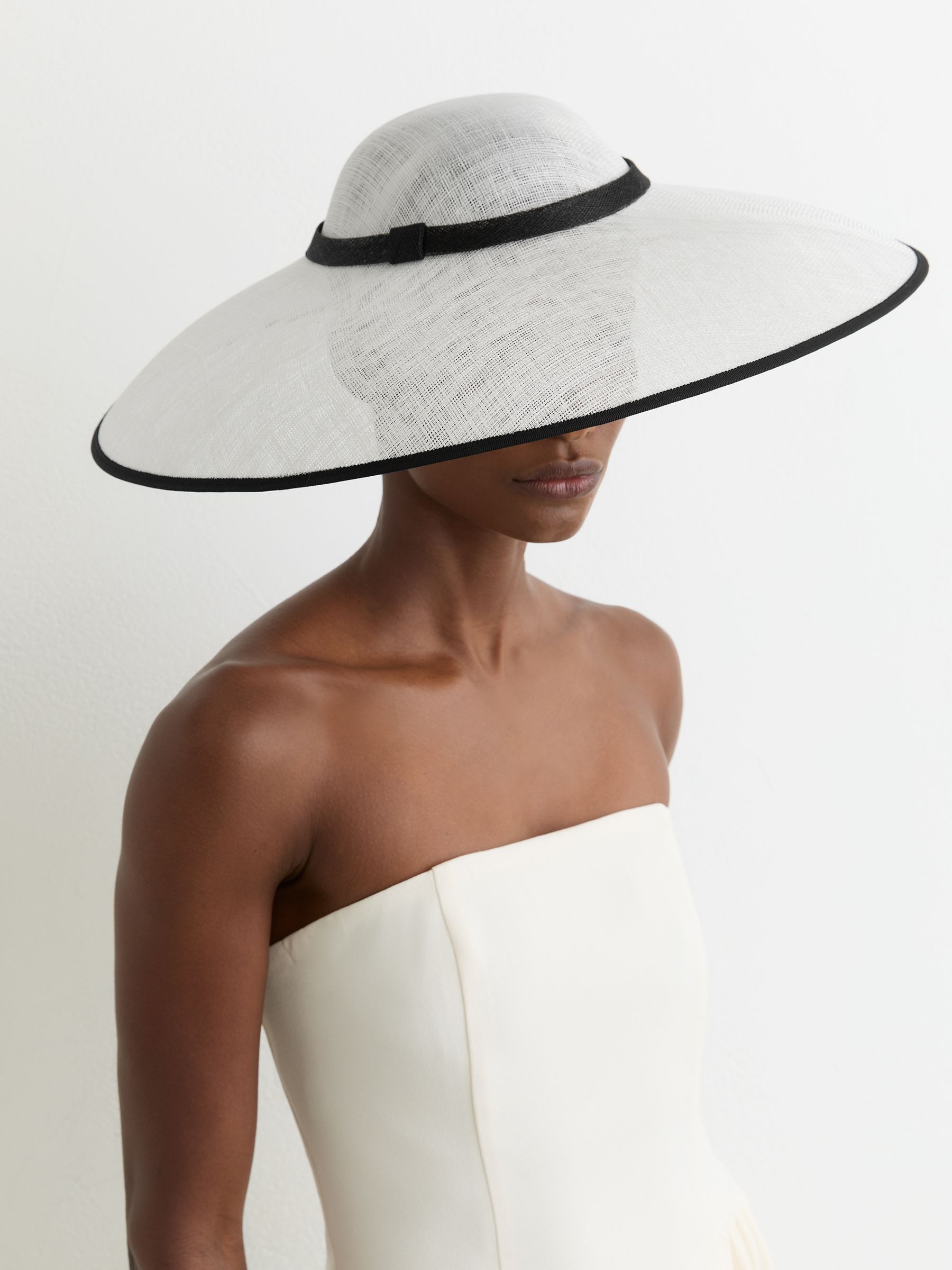 Straw-Effect Wide-Brim Hat in Ivory - Size One