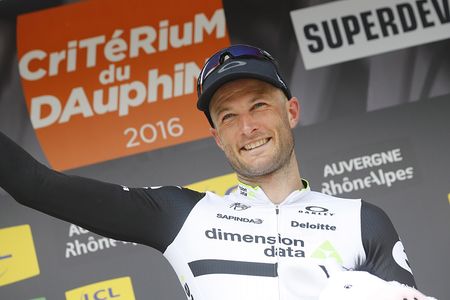 Stephen Cummings (Dimension Data) on the final podium