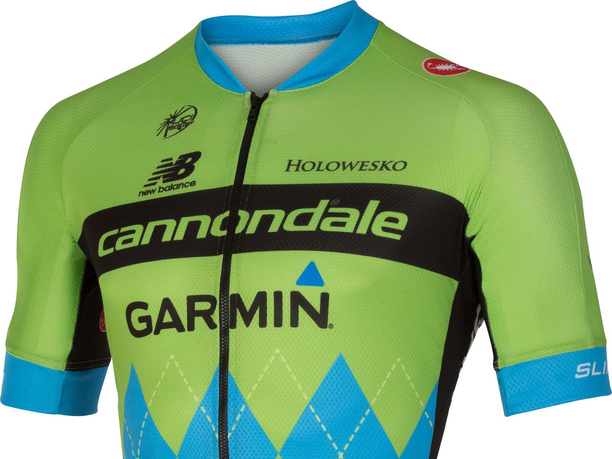 The front of the Cannondale-Garmin jersey for the 2015 Tour de France