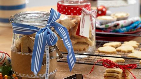 baked cookies with jar and name tag ribbon