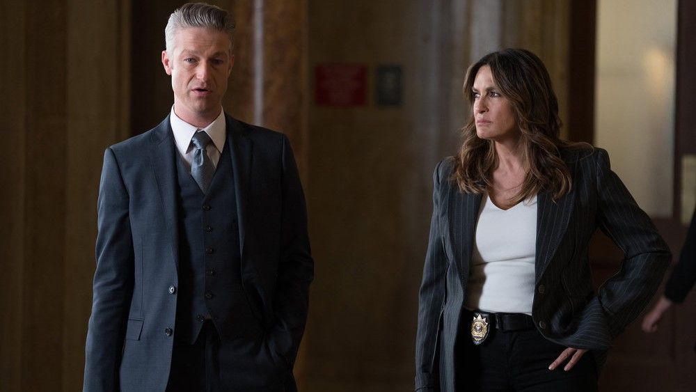 Peter Scanavino and Mariska Hargitay as Carisi and Olivia in court in Law &amp; Order: SVU season 26 episode 4