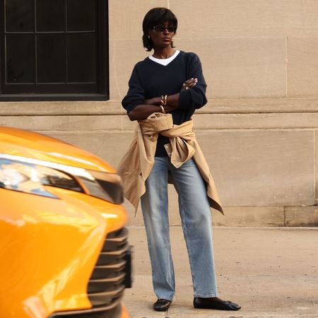 jeans outfits in stylish cities